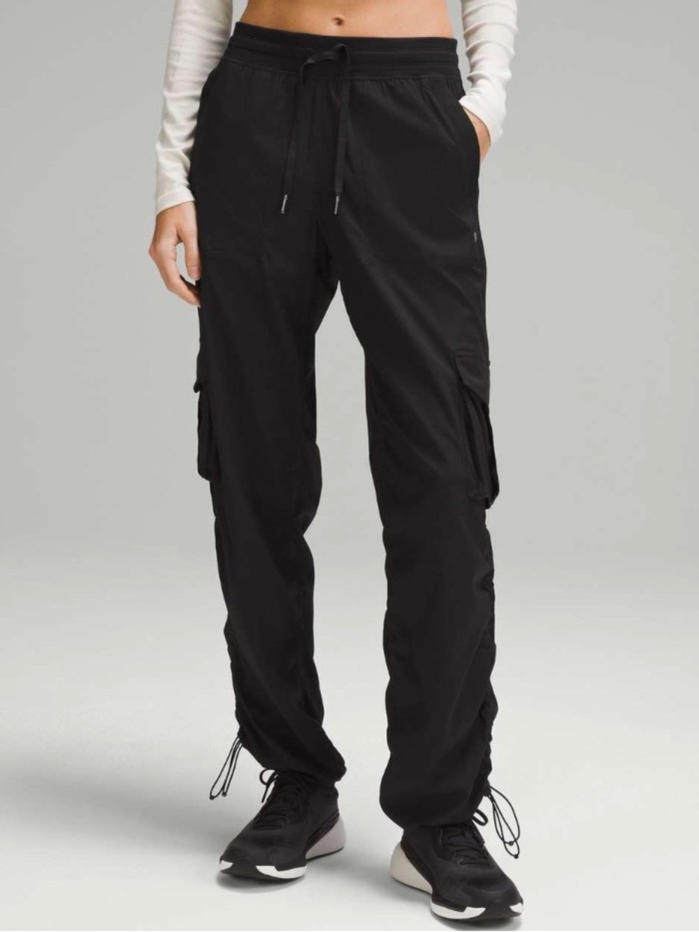 Lululemon Dance Studio Relaxed-Fit Mid-Rise Cargo Pant Black Size Small